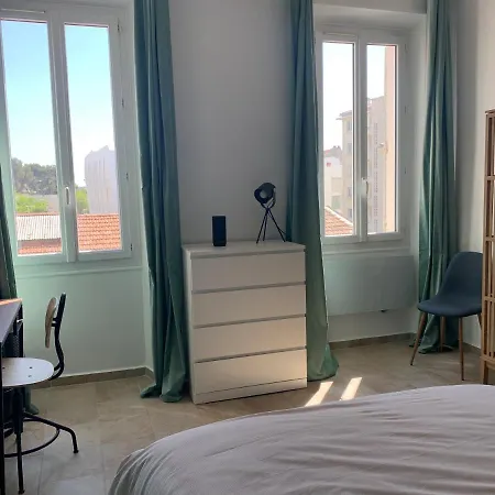 Cosy 55 M2 Avec Balcon Proche Centre Historique Et